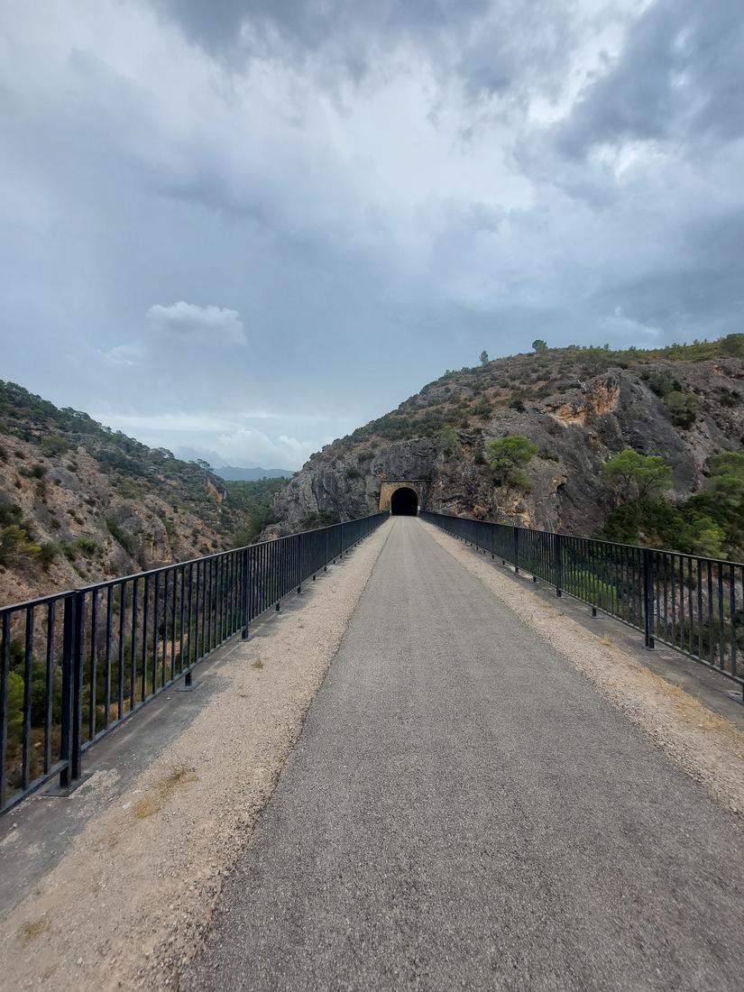 Cap al túnel